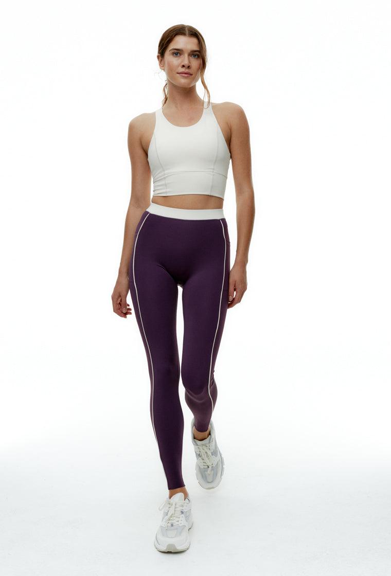 Conjunto deportivo Diardi & Karma - Cream & Midnight Plum-Black Limba